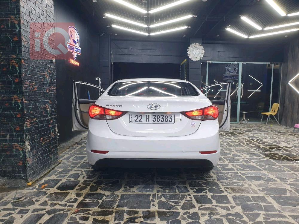 هیوندای ئەلەنترا